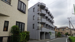 座間市緑ケ丘３丁目