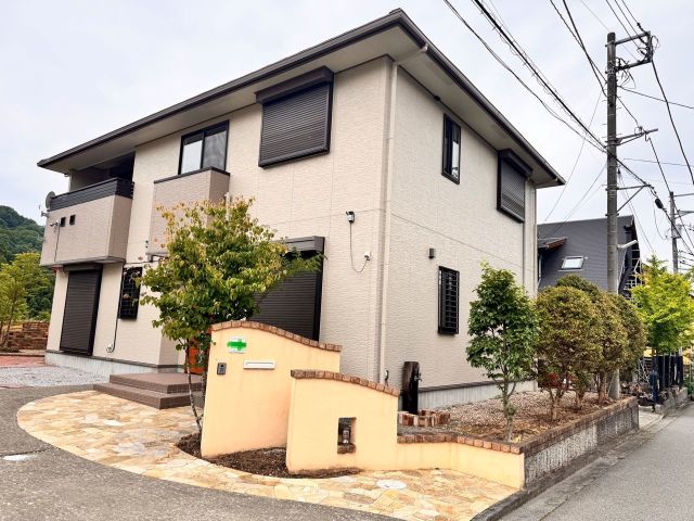宮ケ瀬湖周辺の住宅地　土地８０坪　4LDK+P4台