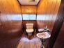 ２階のトイレです。手洗いがついています。