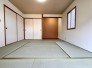 畳の表替えや建具の貼り替えを行い、手入れの行き届いた清潔感のある空間が心を落ち着かせてくれます
