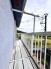 南向きの開放的な空間が広がり、遠くまで見渡せるのどかな景色が心穏やかな時間を演出します
